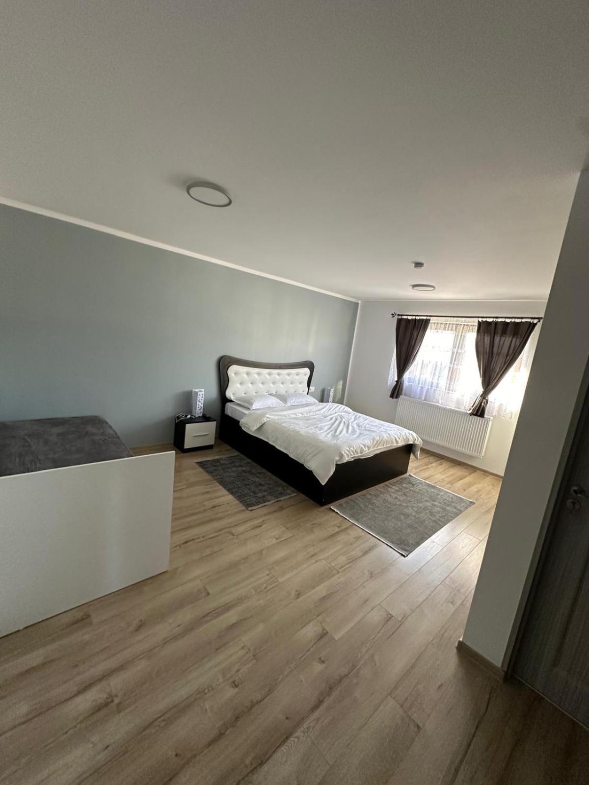Popasul Din Vale Hotel Majszin Kültér fotó